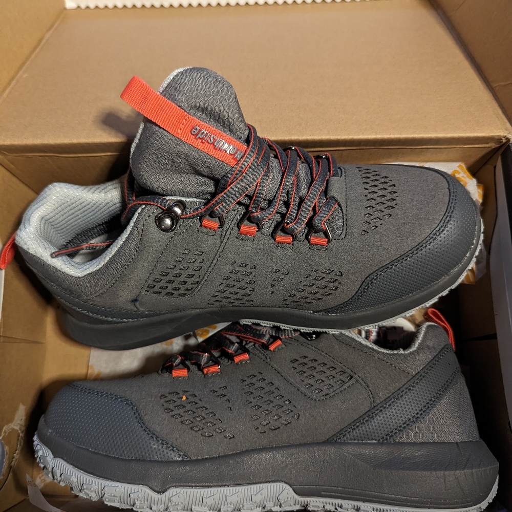 Northside Snohomish Low Waterproof Hiking Shoes - Size 6